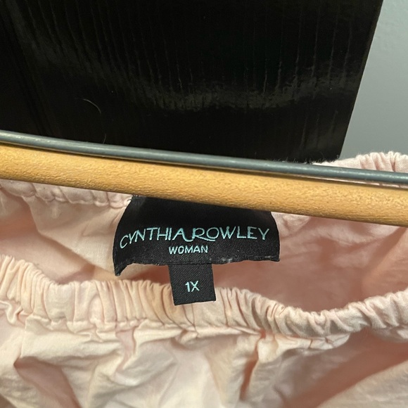 Pink Blouse - Picture 2 of 2